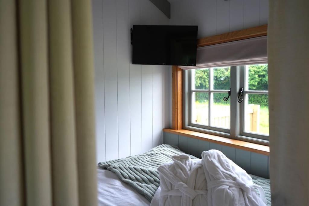 Jasmine Hut Apartment Bristol